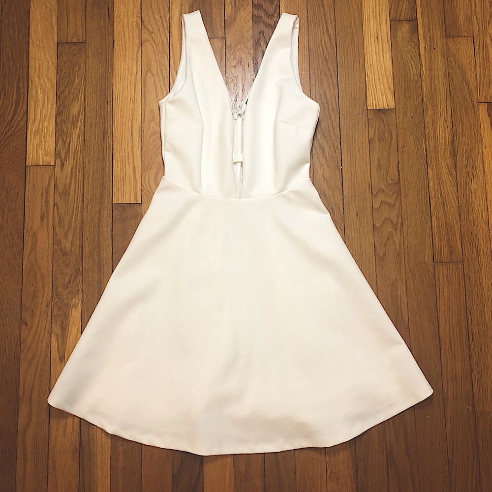 Lulu’s White V-neck Skater Dress